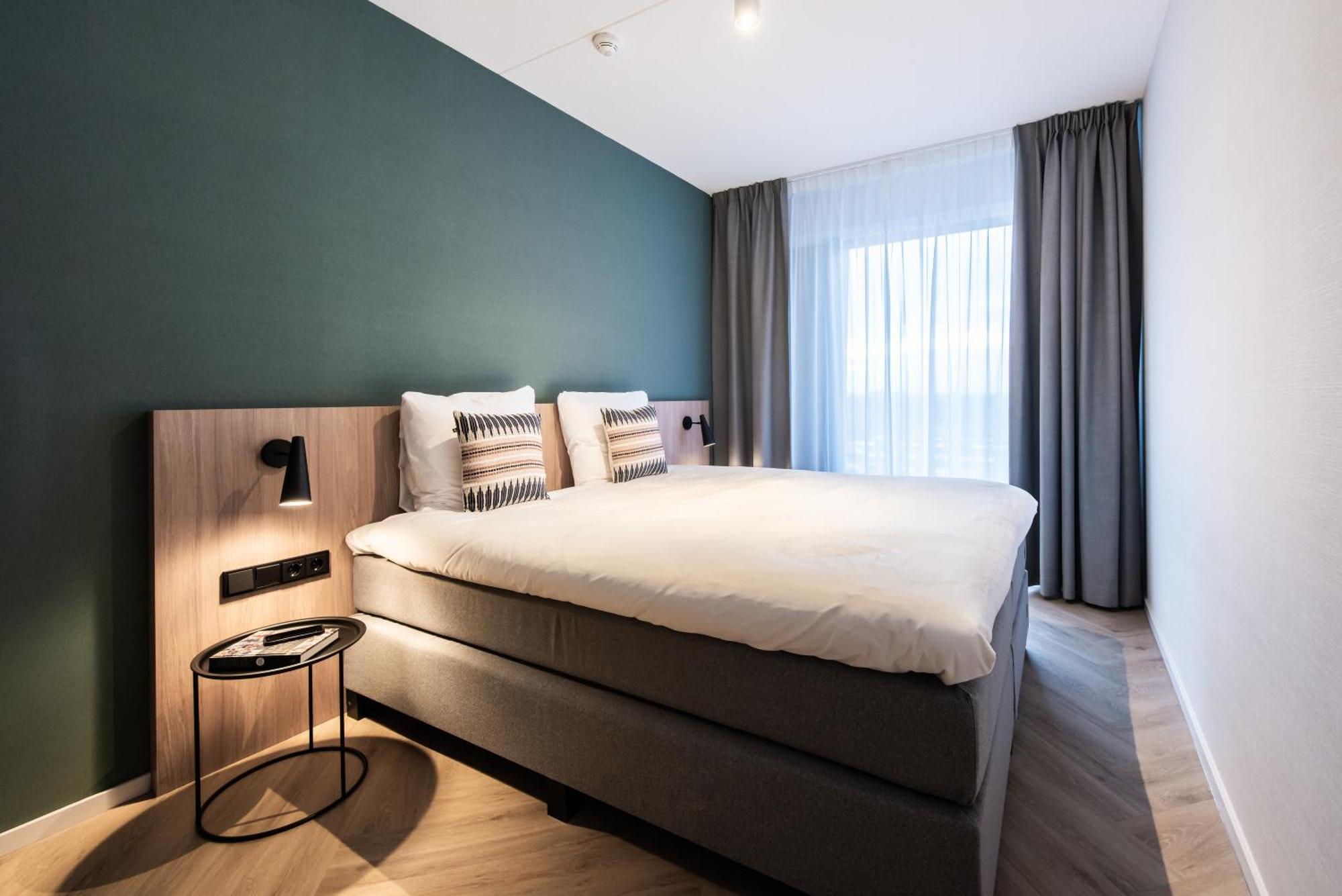 YAYS Amsterdam Docklands Aparthotel Buitenkant foto